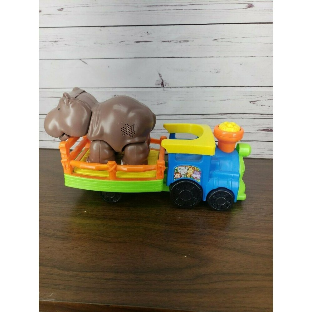 FISHER PRICE LITTLE PEOPLE BIG ANIMAL ZOO HIPPO Train musical moveable